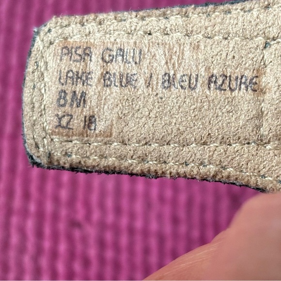 💙 Earth Perforated Leather Wedge Sandals 💙 - Picture 13 of 16